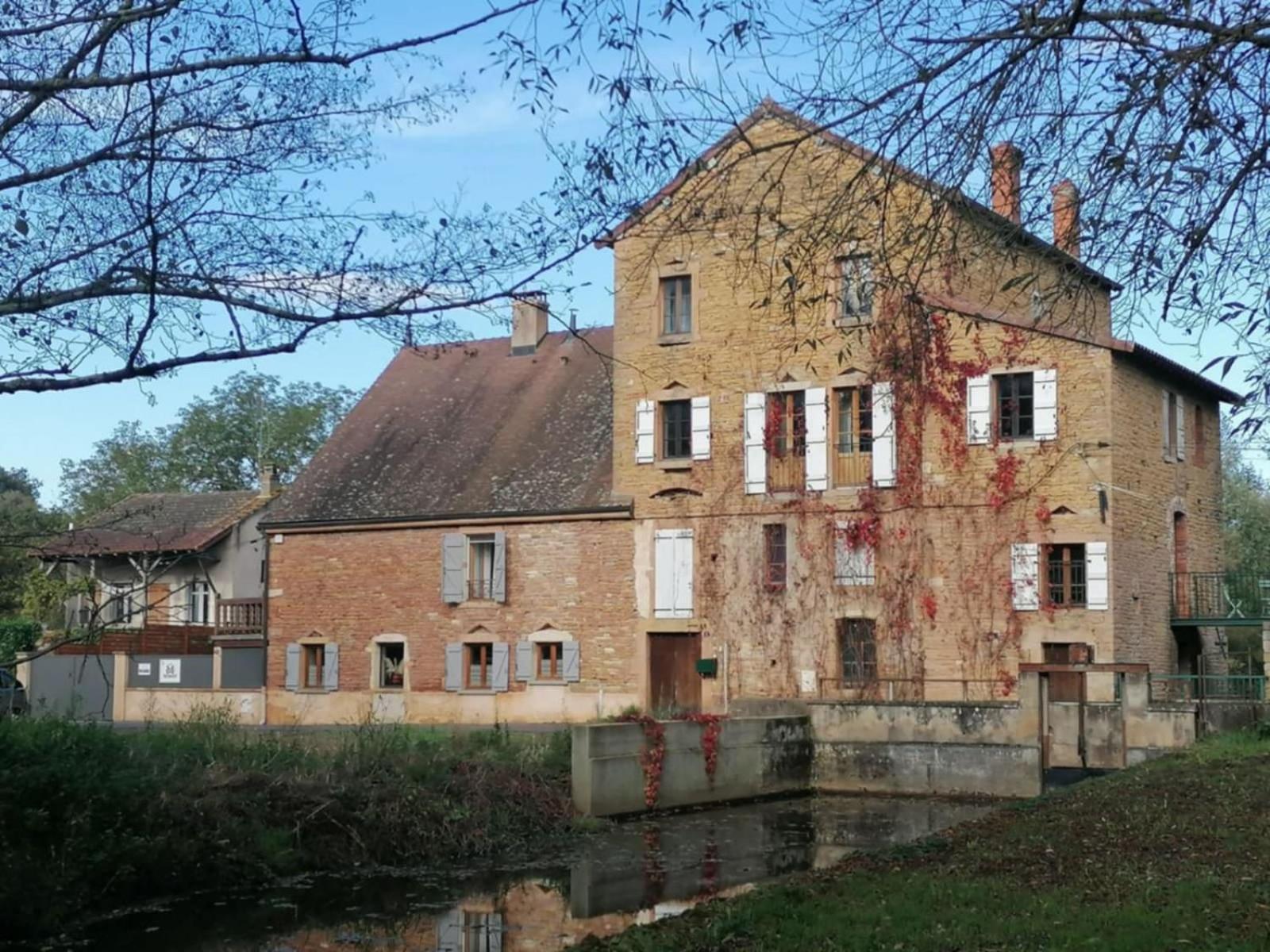 Bed and Breakfast Le Moulin De Chazelle Cormatin Экстерьер фото