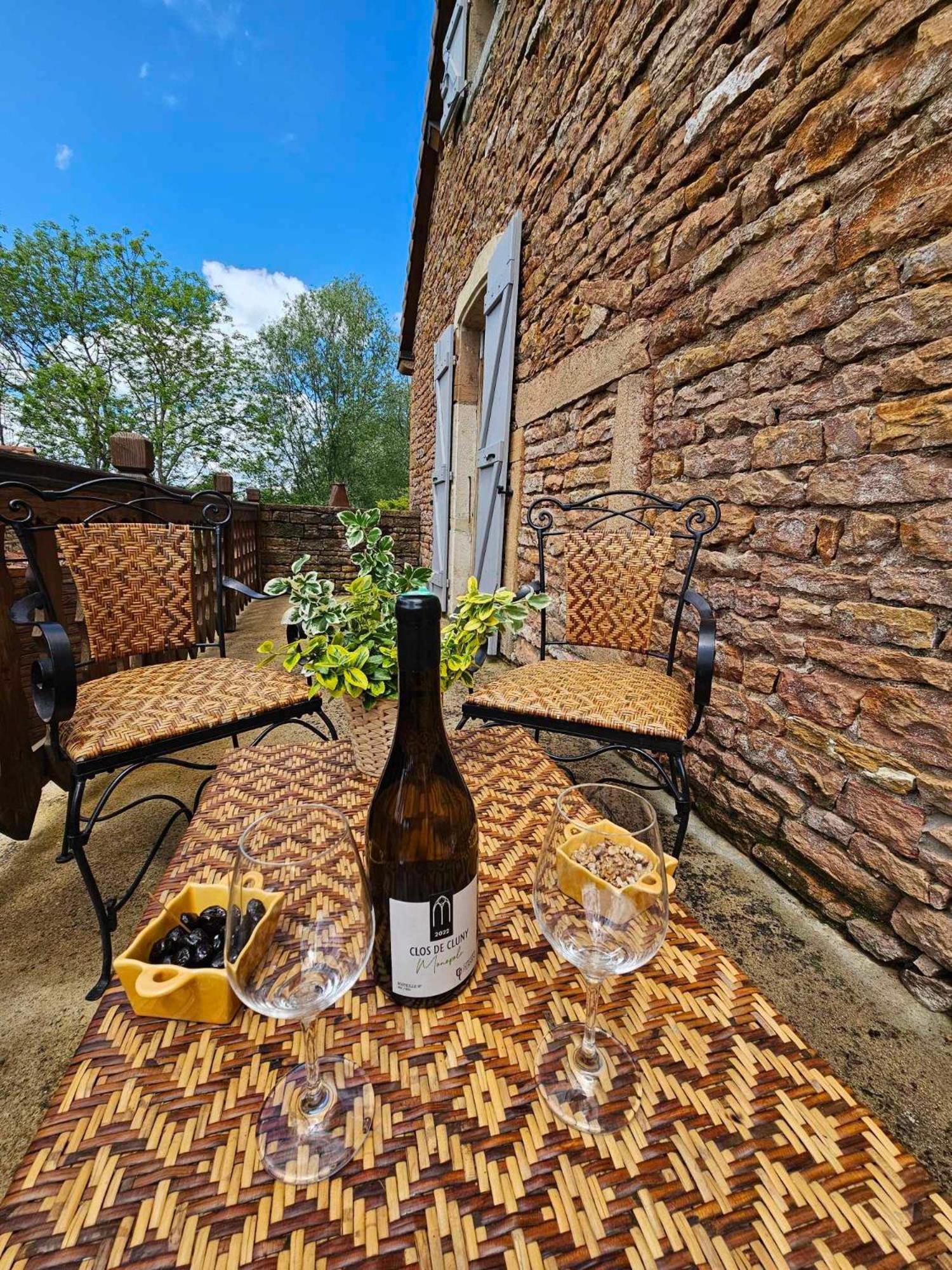 Bed and Breakfast Le Moulin De Chazelle Cormatin Экстерьер фото